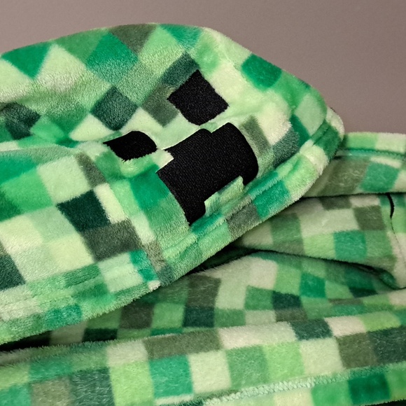 Minecraft Robe - Picture 4 of 5